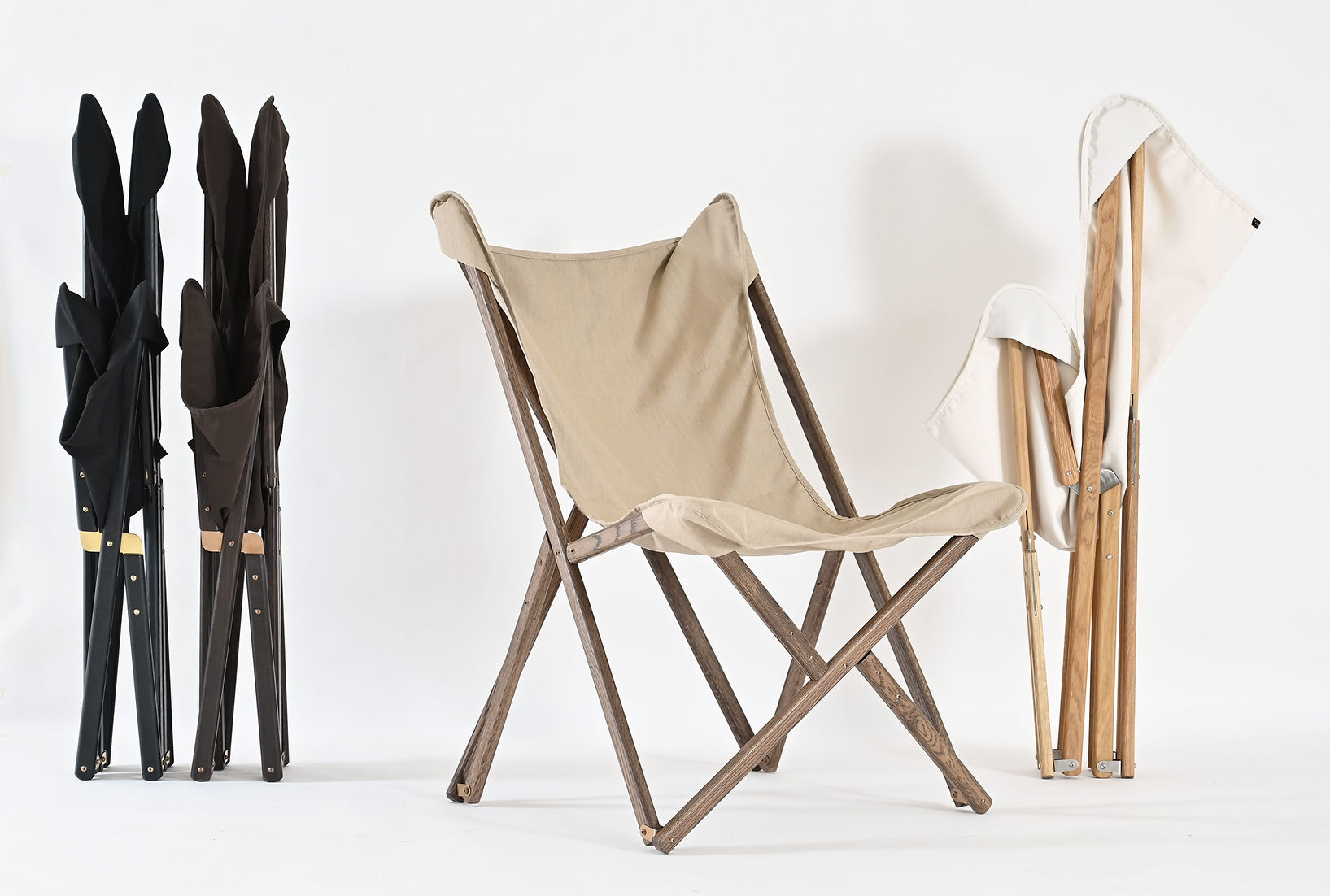 Lounge Chair (Dark Brown Oak) by Taro