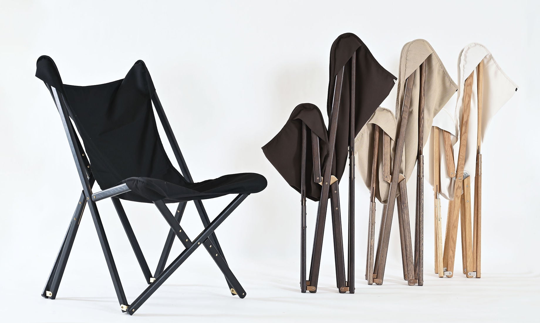 Lounge Chair (Dark Brown Oak) by Taro