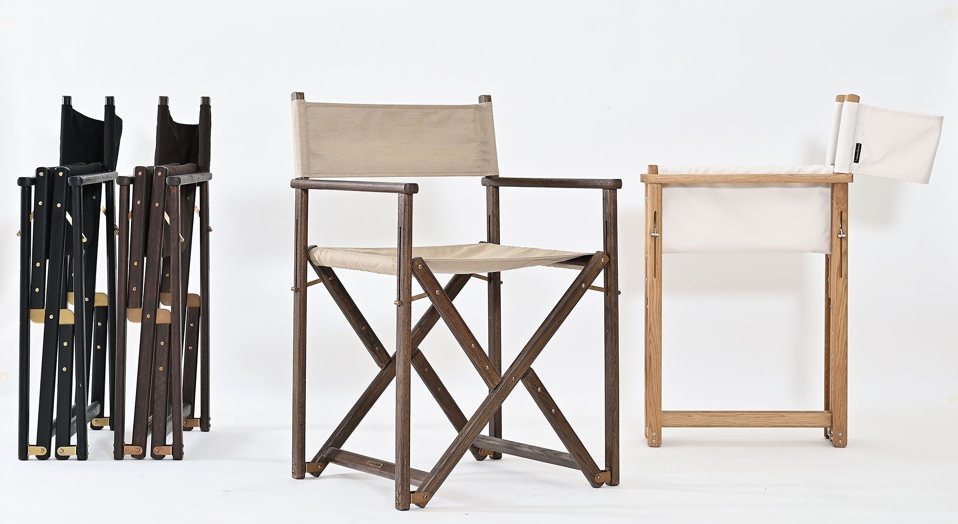 Director's Chair (Black Oak) by Taro