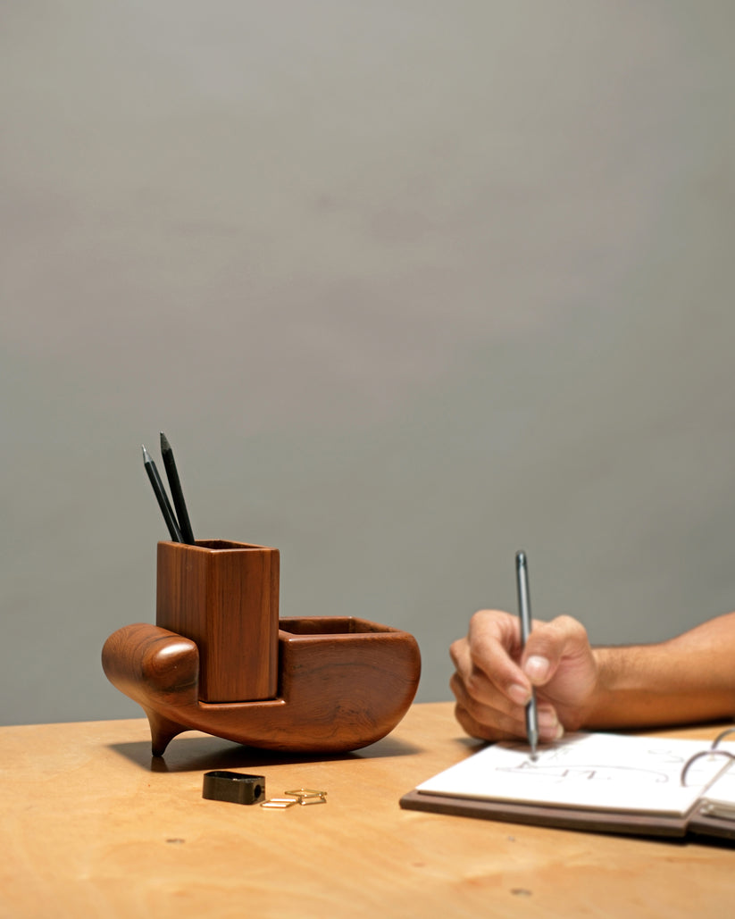 Sculp Stationery Holder by Studio Indigene