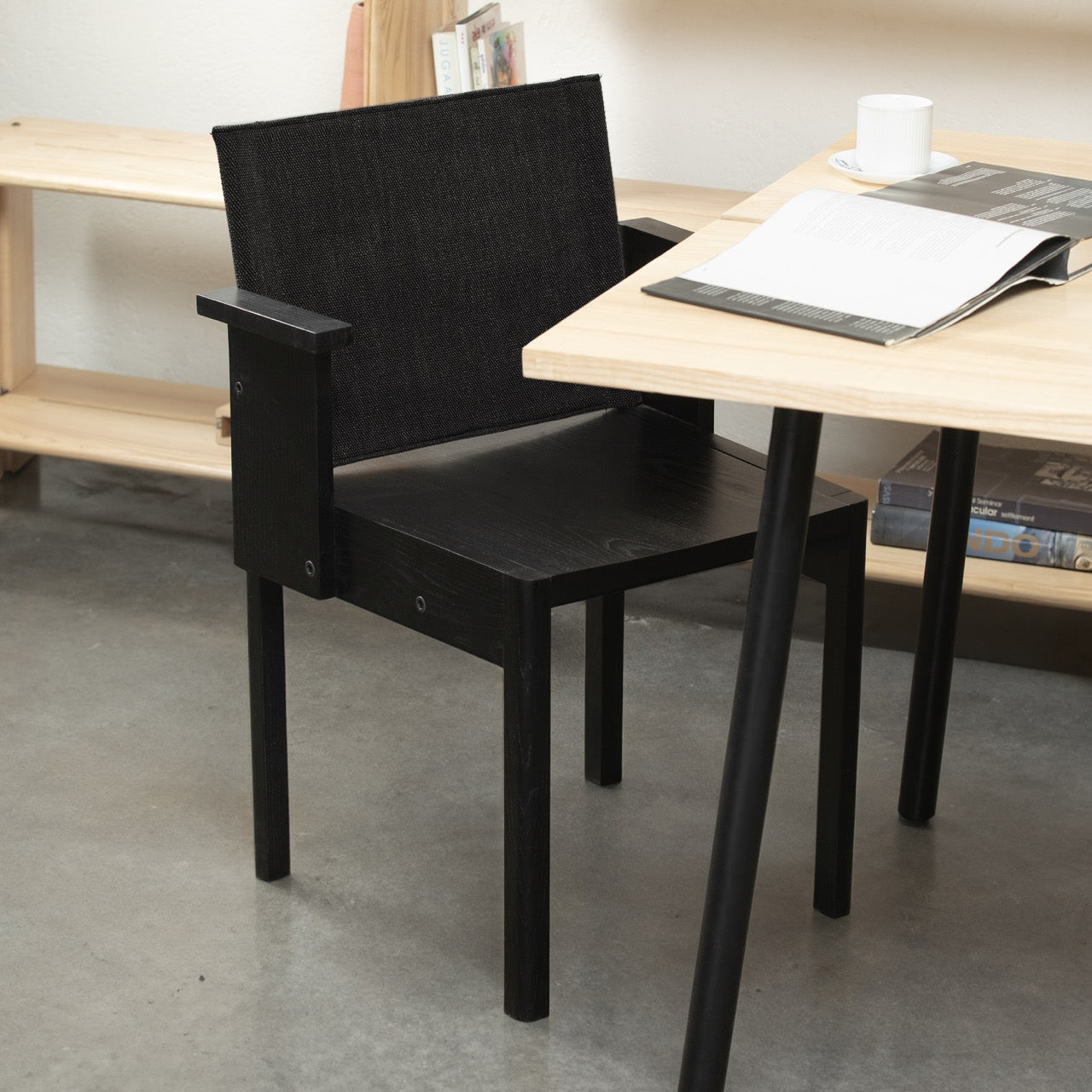 Resident Chair (Midnight) by Murubi