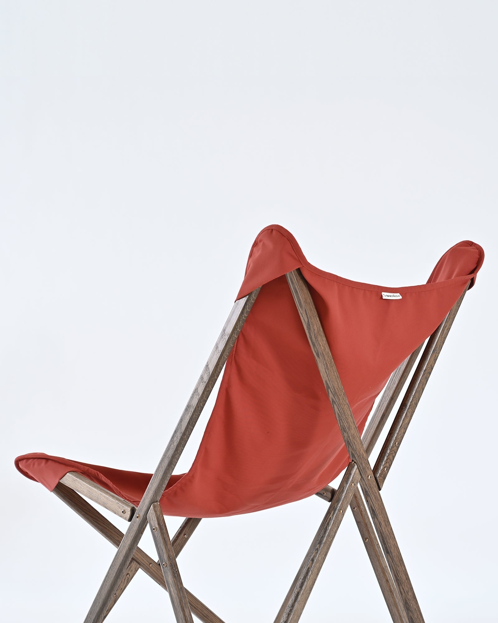 Lounge Chair (Brown Oak)