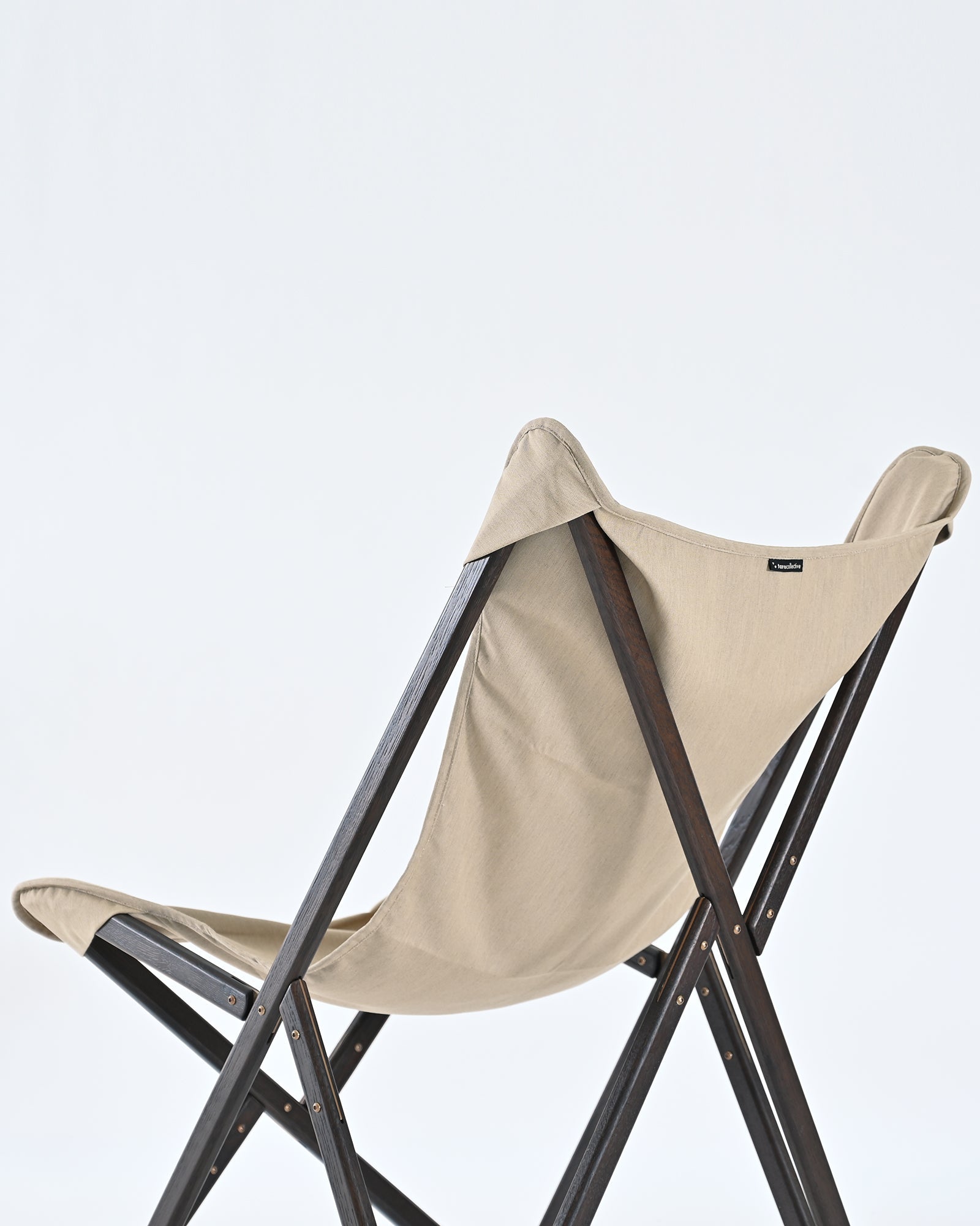 Lounge Chair (Dark Brown Oak)