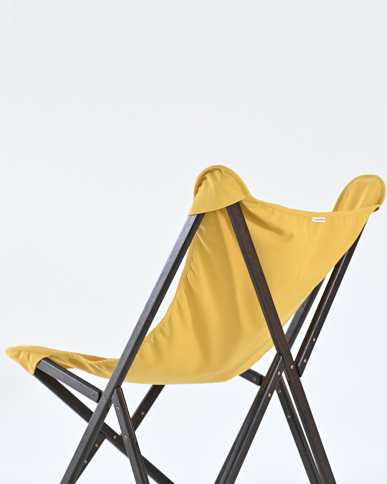 Lounge Chair (Dark Brown Oak)